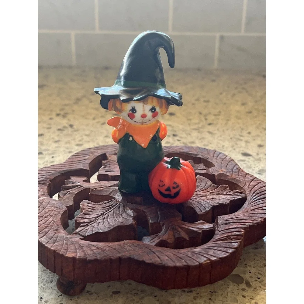 Vintage Halloween Resin Scarecrow Figurine Witch Hat Pumpkin Jack-O-Lantern